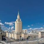 Гостиница «Ленинградская» в Москве: история и роскошь сталинских высоток